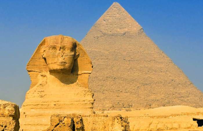 pyramids of Giza
